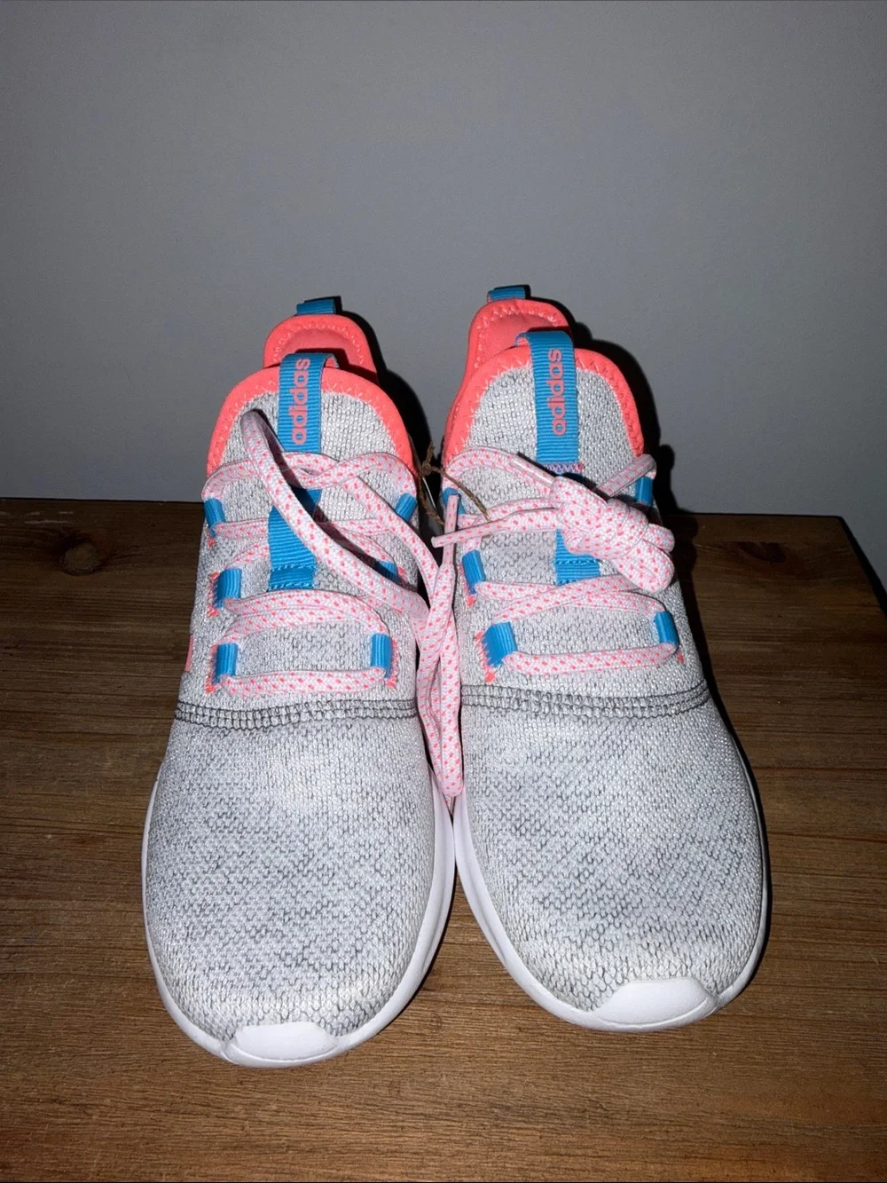 NEW adidas Kids Grey Knit Sneakers with Pink Accents 4 Youth